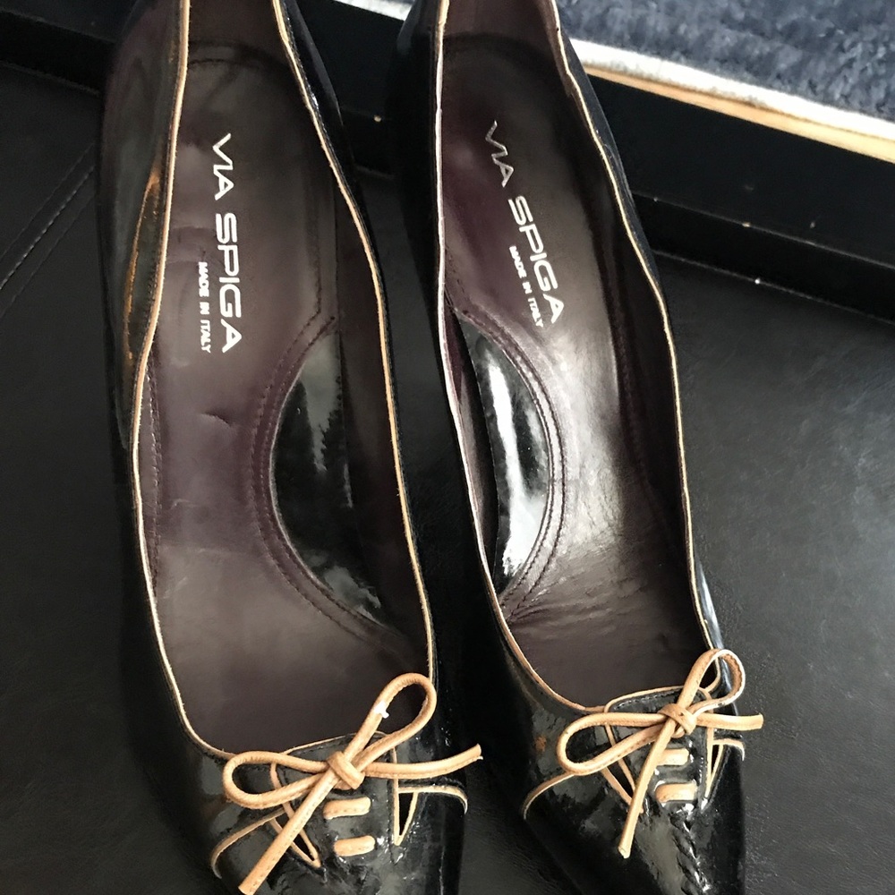 Shoe